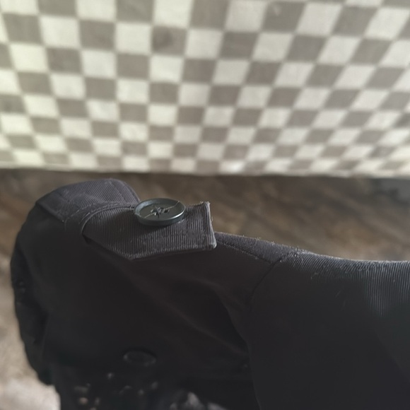 Beautiful black floral sheer jacket button up - Picture 10 of 15